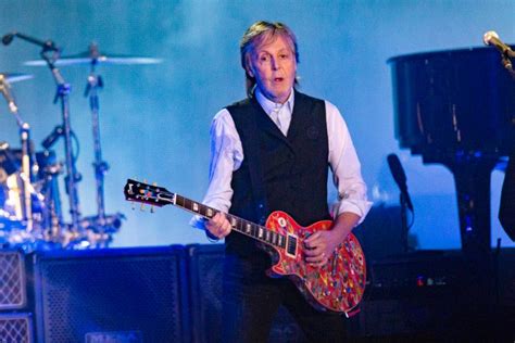 Paul McCartney Announces One Last Beatles Song Using AI | HuffPost ...