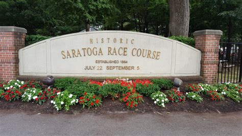 Beginner's Guide to Visiting Saratoga Springs Race Course