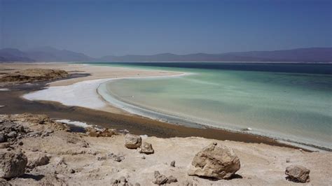 Lake Assal and Salt Flats: A Tour from Djibouti Djibouti shore Excursions