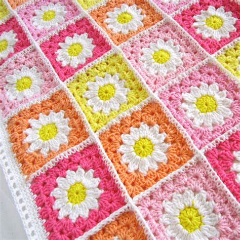Daisy Crochet Blanket Pattern ⋆ Crochet Kingdom