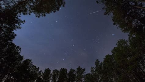 Myths About Shooting Stars | Sciencing