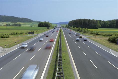 Autobahn | German highway | Britannica