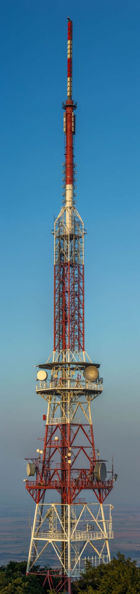 Radio Tower Free Stock Photo - Public Domain Pictures