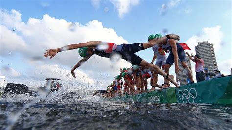 Blummenfelt wins Olympic triathlon gold for Norway - The Globe and Mail