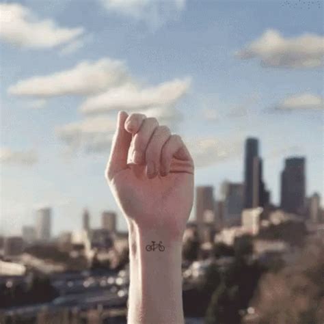 Tattoo GIF - Tattoo - Discover & Share GIFs