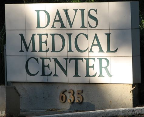 Information about "Davis_Medical_Center_Sign.JPG" on davis medical center - Davis - LocalWiki