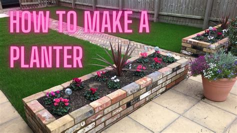 Extraordinary Ideas Of Brick Designs For Flower Beds Concept | Barotoxa