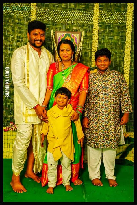 Parasuram Family: దర్శకుడు పరశురామ్ ఫ్యామిలీ ఫోటోలు వైరల్..! - Filmy Focus