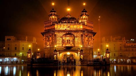 15 Beautiful Golden Temple Images Taken By Pro Photographers - Live ...