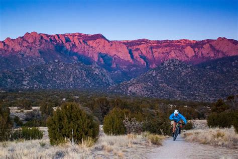 Exploring the Scandia Mountains of Albuquerque