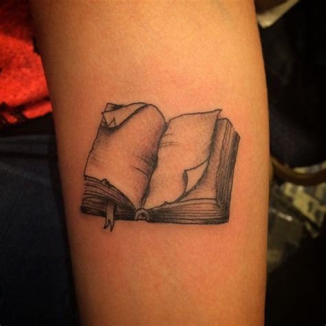 Greyscale open book tattoo | Bookish tattoos, Writer tattoo, Open book tattoo