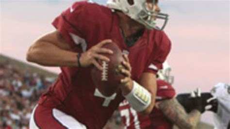 Kevin Kolb throws in Arizona Cardinals' walkthrough