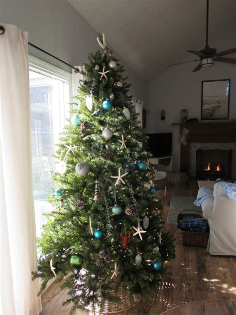 Salt Marsh Cottage: Creating a Coastal Christmas Tree