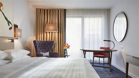 Amsterdam Luxury Hotel Rooms & Suites | Hyatt Regency Amsterdam