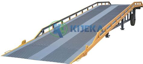 Advantages of Industrial Dock Ramps