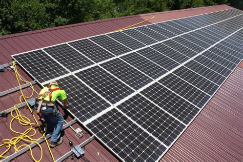 Cata energie electrica produce un panou solar? – Panouri solare termice si panouri fotovoltaice