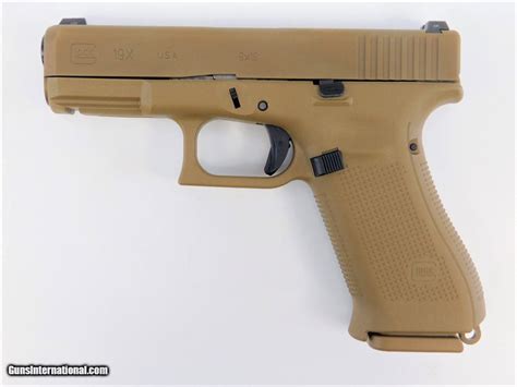 Glock G19X Gen 5 9mm Luger 4.02" Coyote Tan UX1950703