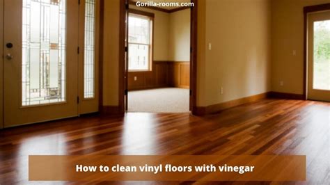 How To Clean Vinyl Floors With Vinegar? (3 Easy Steps) » Gorilla Rooms