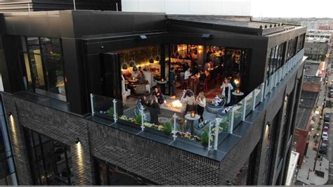 Rooftop Bars & Restaurants in Columbus | Patio Dining