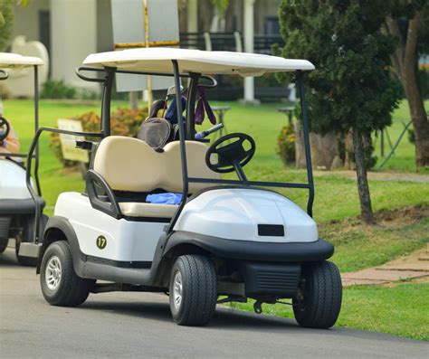 Gas Versus Electric Golf Carts, Which Is Better? (Complete Guide)