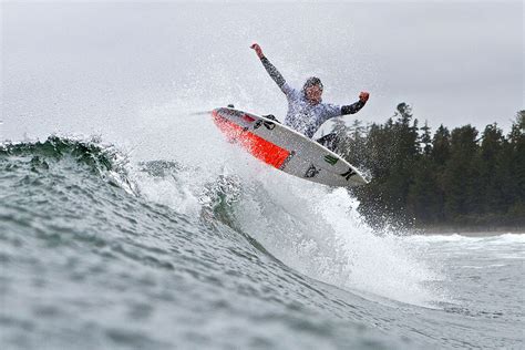 Tofino Surfing Pros | Best Tofino Photos - GoTofino.Com