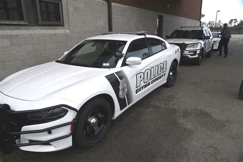 County cops to roll out new patrol car design, uniform makeover | Local News | The Brunswick News