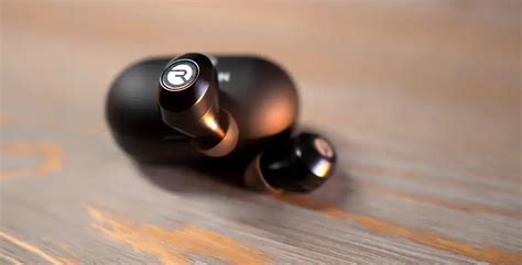 Raycon Everyday Earbuds: Unbiased Review & User Experience