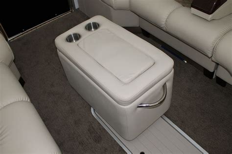 Starcraft Majestic Pontoon Boat | Flickr - Photo Sharing! #houseboataccessories | Pontoon boat ...