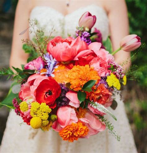 Marigold Flower in a bridal bouquet Colorful Wedding Bouquet, Tulip Wedding, Wedding Modern ...