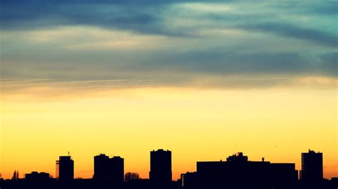 Silhouette of City Buildings · Free Stock Photo