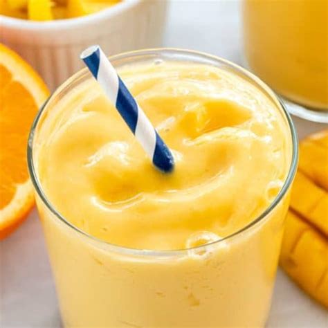 Mango Smoothie Recipe - Jessica Gavin