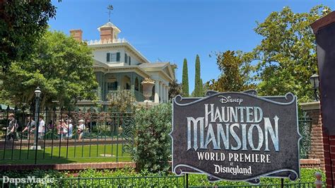 Haunted Mansion Ride Through on Day of World Premiere of Haunted ...