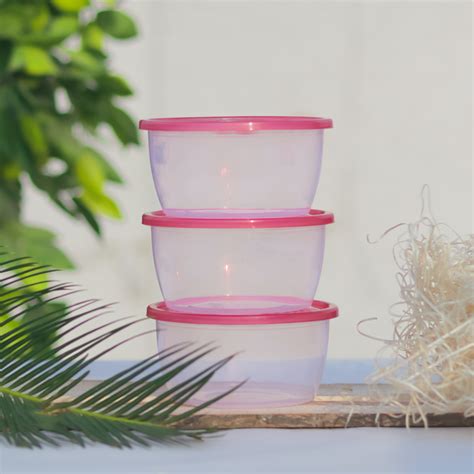 Plastic Container with Pink Lids · Free Stock Photo