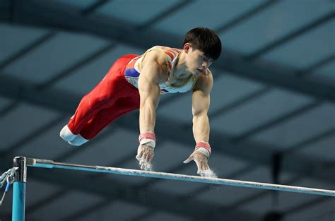 Carlos Yulo wins third straight men's all-around gold medal in SEA ...