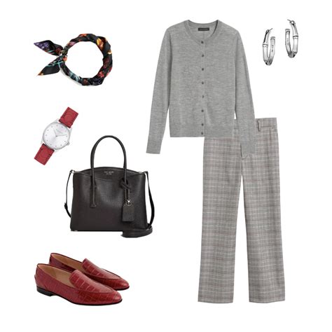 Red Shoes Outfit Ideas - une femme d'un certain âge