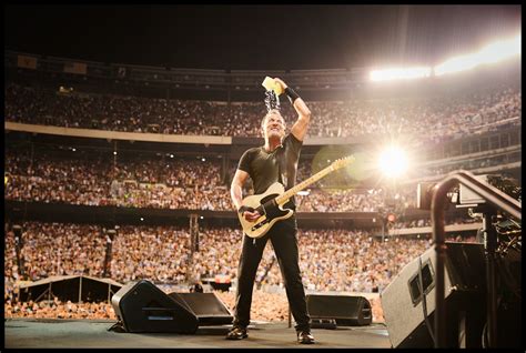 Bruce Springsteen and The E Street Band en concert à Marseille le 25 ...