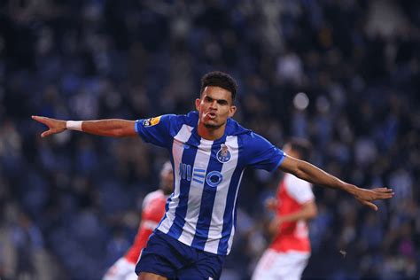 Liverpool sign Porto winger Luis Diaz - The Athletic