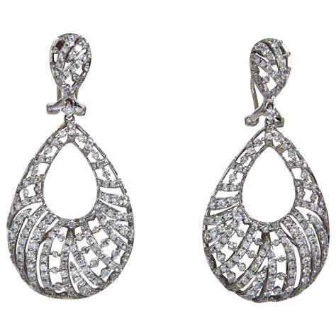 Pear Shaped Diamond Gold Dangle Earrings For Sale at 1stdibs