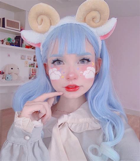 Miruku Peach 🍑 on Instagram: “Heey my strawberries 🍓 I love cloud themed look ~ This make up was ...