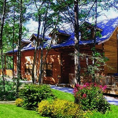 Cabins at Grand Mountain - Branson Travel Office