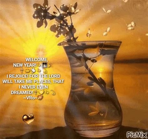 Glass Of Sunshine On The Beach Welcome New Year GIF - Glass Of Sunshine On The Beach Welcome New ...