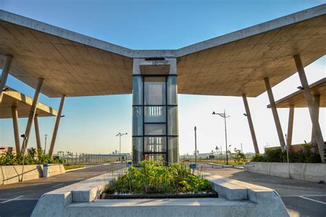 RBIDZ Entrance Gate / Jeremy Steere Architect | ArchDaily