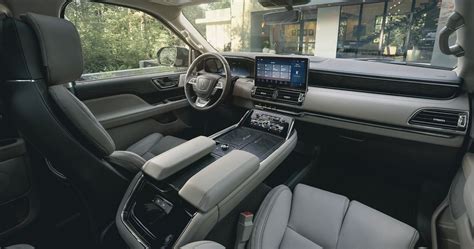 The Interior Of The 2023 Lincoln Navigator Is Simply Breathtaking | I ...