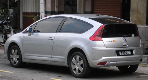 Fichier:Citroen C4 (coupe) (first generation) (rear), Kuala Lumpur.jpg — Wikipédia