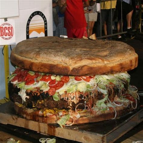 Laugh Gags: The biggest hamburger in the world