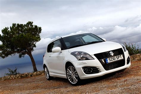 Suzuki Swift Wallpapers - Top Free Suzuki Swift Backgrounds - WallpaperAccess