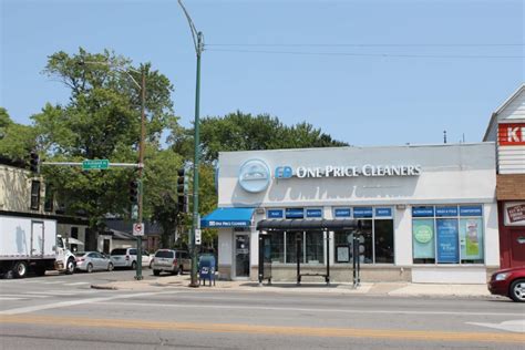 Dry Cleaning in Chicago Lakeview, IL | One Price Dry Cleaning & Laundry