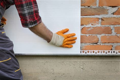 External solid wall insulation vs cavity wall insulation