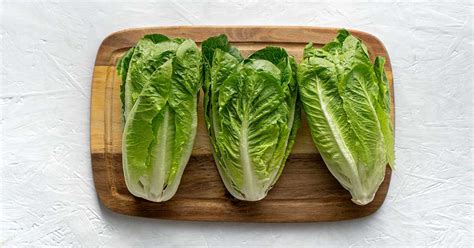 How To Cut Romaine Lettuce - Healthy Fitness Meals