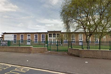 New security alert as Great Barr School hit by 'false and malicious' bomb threat | Express & Star